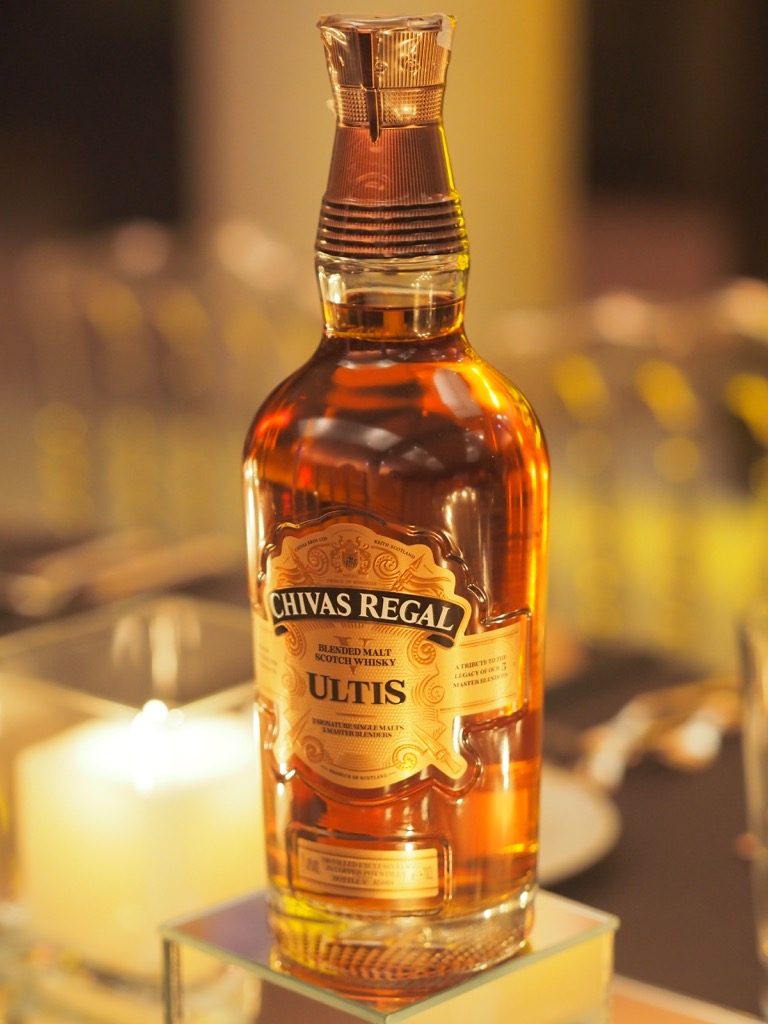 Chivas Regal Ultis Blended Malt Scotch Whisky ABV 40% Vol 100cl / 1000ml / 1L with Gift Box