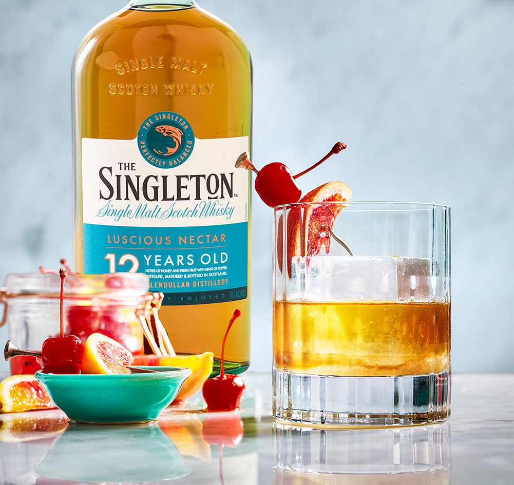 The Singleton Dufftown Distillery 12 Years Old 700ml + Singleton Cheeseboard (Set)
