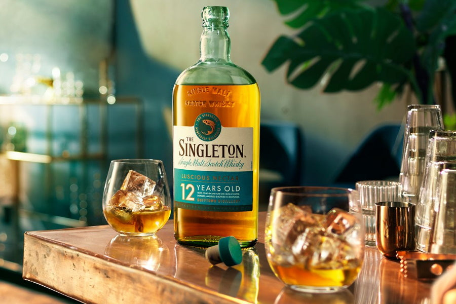 The Singleton Dufftown Distillery 12 Years Old 700ml + Singleton Cooler Bag (Set)