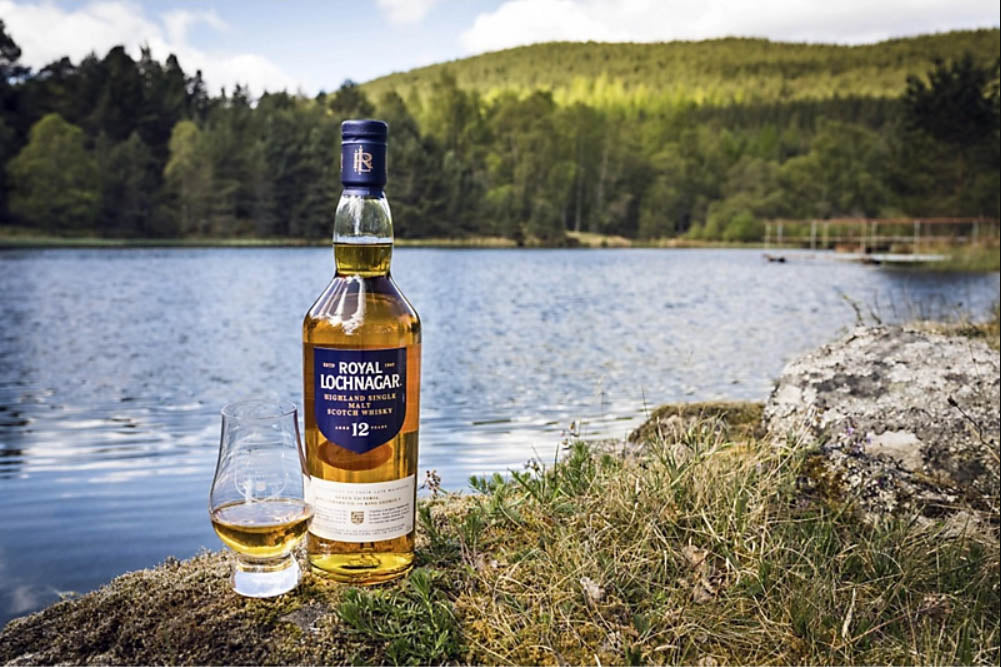 Royal Lochnagar 12 Year Old By Appointment to Their Late Majesties Queen Victoria, King Edward WII and King George V Highland Single Malt Scotch Whisky ABV 40% 70cl / 700ml with Gift Box