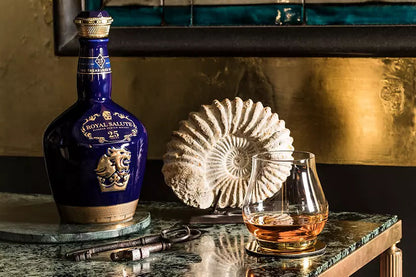 Royal Salute 25 Years Old The Treasured Blend Blended Scotch Whisky ABV 40% Vol 70cl / 700ml - Travel Exclusive