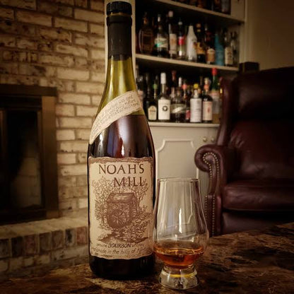 Noah's Mill Small Batch American Bourbon Whisky ABV 57.15% 700ml