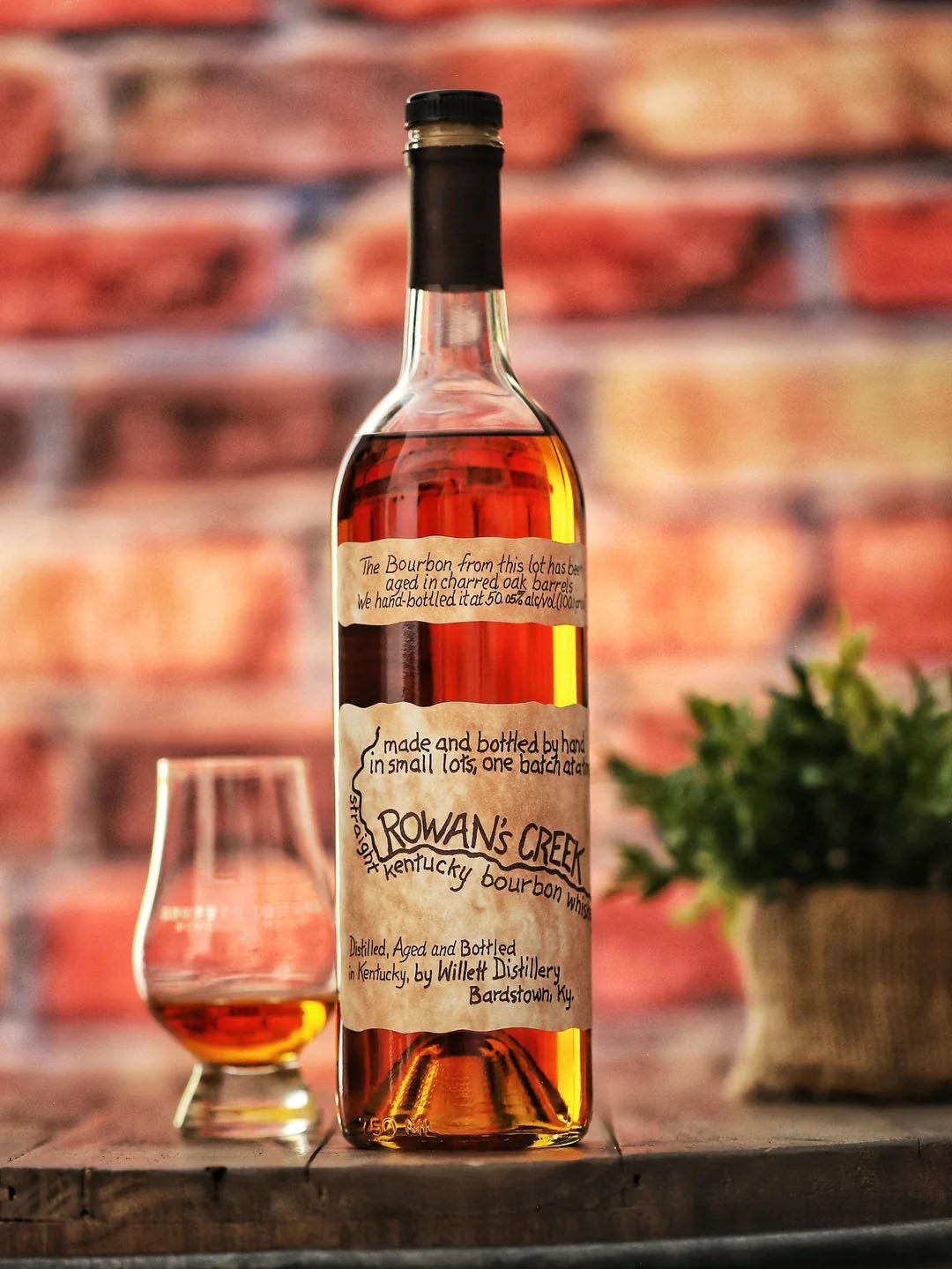 Rowan's Creek Small Batch American Bourbon Whisky ABV 50.05% 700ml