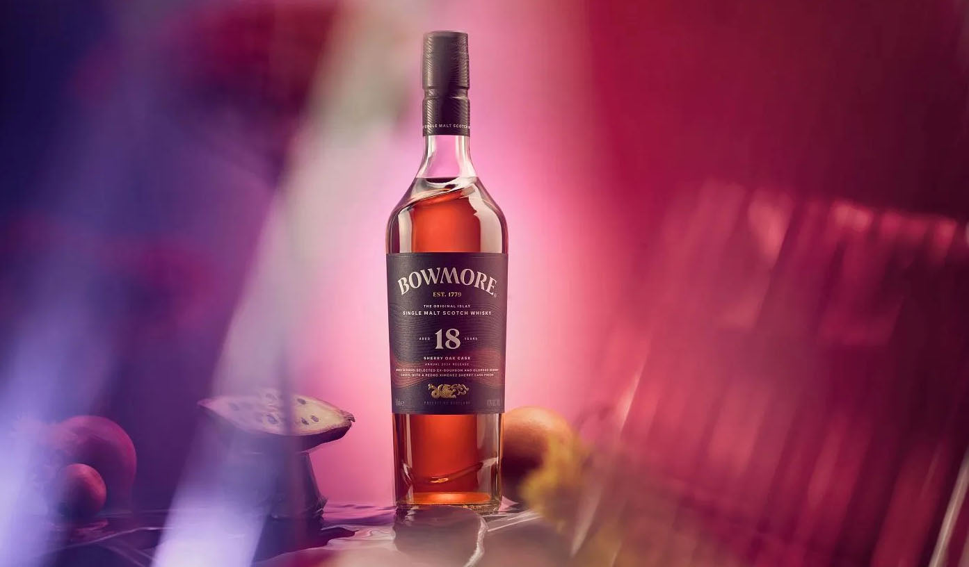 Bundle of 3 Bottles Bowmore 18 Year Sherry Oak Cask ABV 43% 700ml with Box