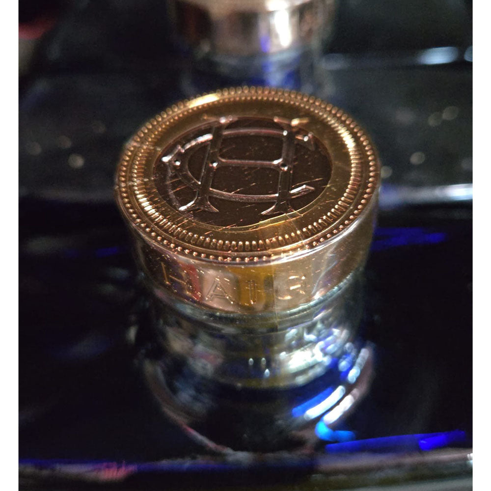 Haig Club Lowland Single Grain Scotch Whisky ABV 40% Vol 700ml / 70cl (Kindly note that the bottle cap may have minor scratches and may not be in perfect condition. However, the bottle is brand new and remains sealed.)