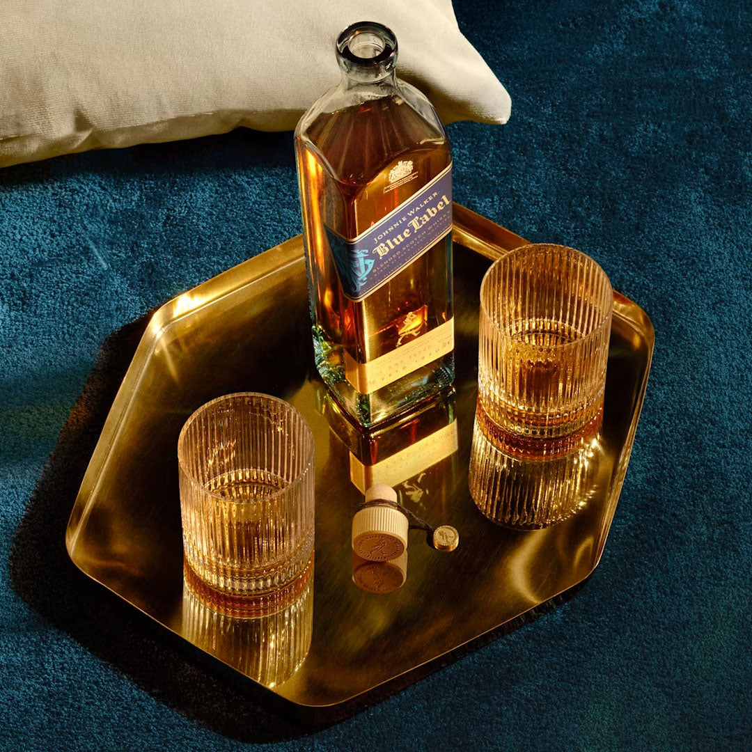 ウイスキー Johnnie Walker Blue Label 200ml Johnnie Walker Blue Label | The Whisky Shop Singapore