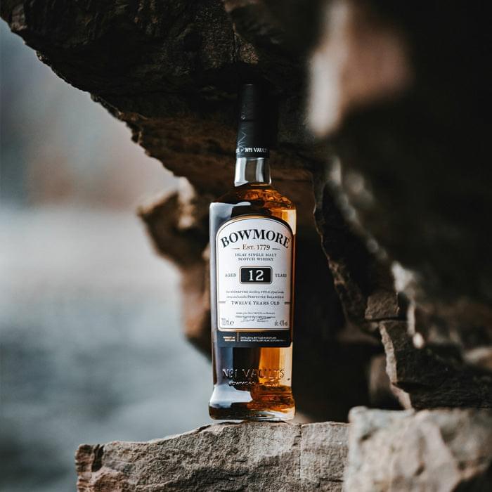 Bowmore Aged 12 Years Islay Single Malt Scotch Whisky ABV 40% Vol